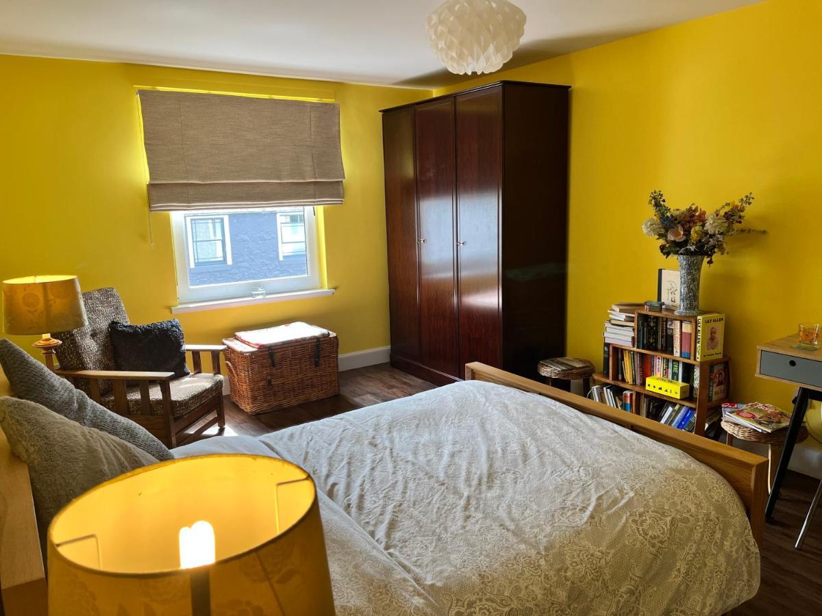 St John'S Town Of Dalry Glentress Apartment 1 מראה חיצוני תמונה